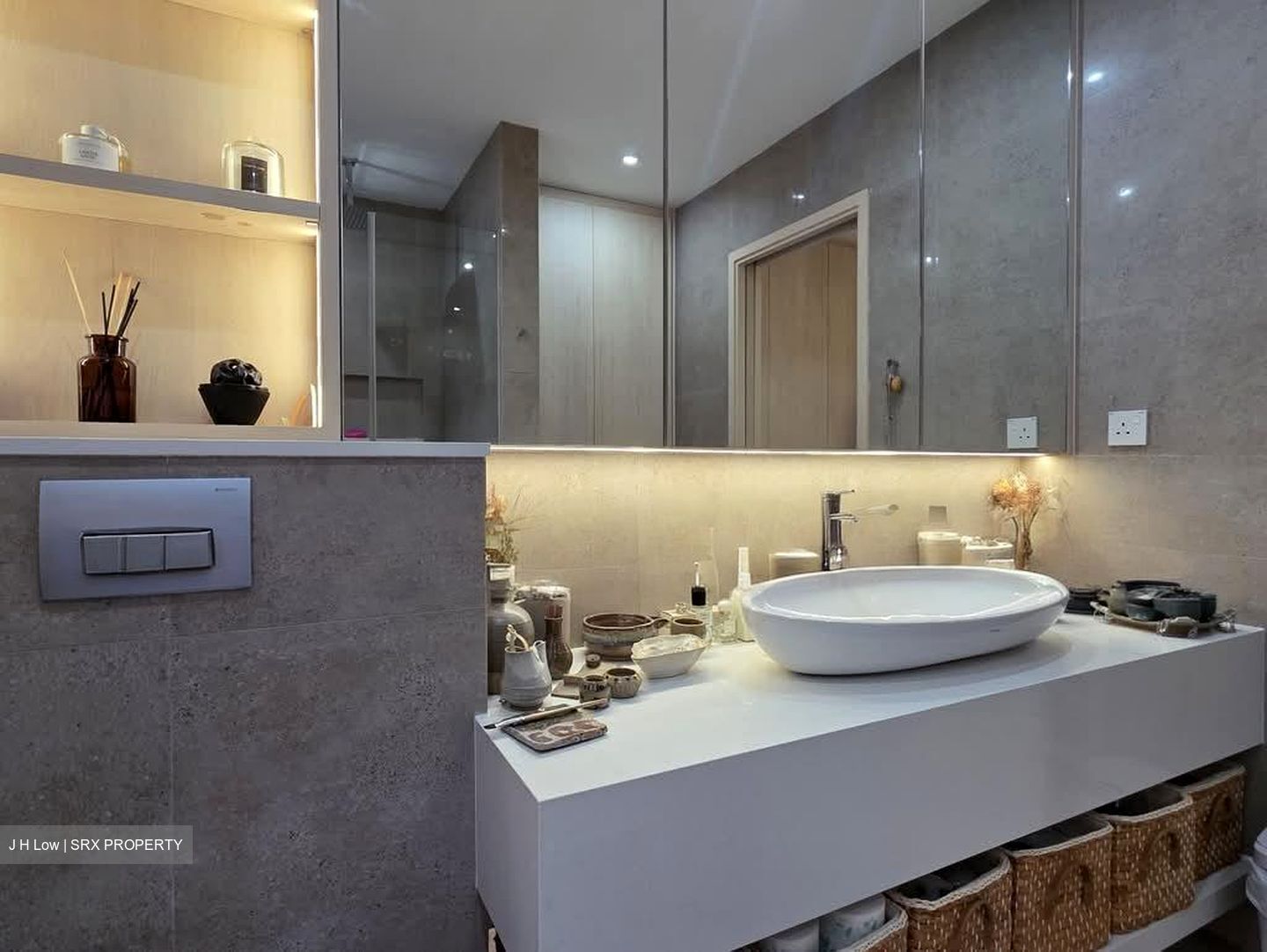 Serangoon Garden Estate (D19), Terrace #605939221